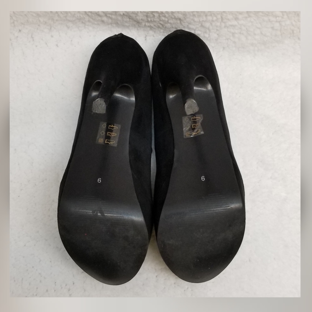 Call it Spring Black stiletto! - Picture 6 of 6